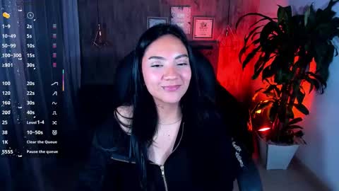 Snapshot of miichael_black chatting on November 27, 2:24 am Michael Black online show from November 27, 2:24 am