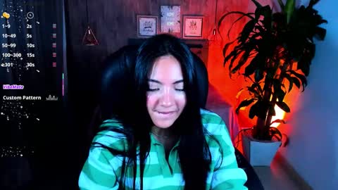 Snapshot of miichael_black chatting on December 19, 10:39 pm Michael Black online show from December 19, 10:39 pm