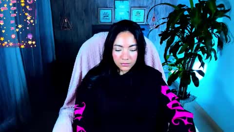 Snapshot of miichael_black chatting on January 15, 12:15 am Michael Black online show from January 15, 12:15 am