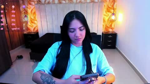 Snapshot of miichael_black chatting on May 2, 12:32 pm Michael Black online show from May 2, 12:32 pm