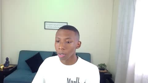 Snapshot of miiloo18 chatting on October 10, 7:46 pm Jordan online show from October 10, 7:46 pm