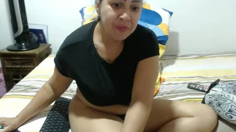 Snapshot of miilu74 chatting on November 4, 6:07 pm Miilu74 online show from November 4, 6:07 pm