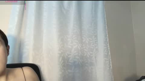 Snapshot of miiss_emmy chatting on September 25, 5:38 pm Emmy online show from September 25, 5:38 pm