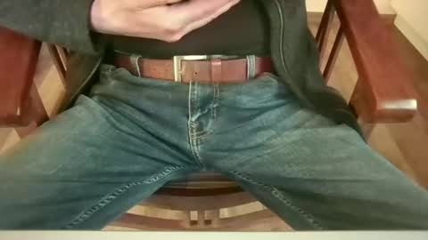 Snapshot of mik116 chatting on October 24, 2:02 pm mik online show from October 24, 2:02 pm