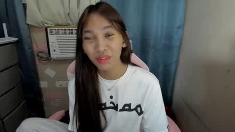 MIKA online show from March 9, 2:10 pm