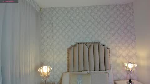 Snapshot of mika_doll chatting on March 5, 2:51 am mika doll online show from March 5, 2:51 am