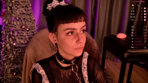 mika_moon_ online show from January 5, 4:04 am