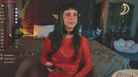 mika_moon_ online show from February 26, 4:35 pm