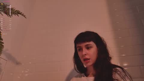 mika_moon_ online show from October 2, 3:52 pm