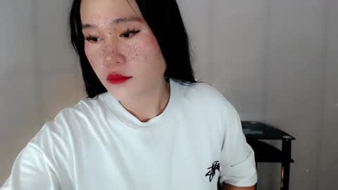 Hi im Avah online show from March 8, 7:56 am