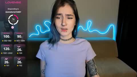 Snapshot of mika_reid chatting on October 31, 10:16 am Mika online show from October 31, 10:16 am