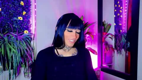 mikaelarangel online show from September 27, 6:35 pm