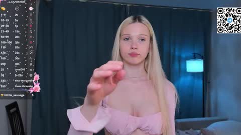 Snapshot of mikaelataron chatting on February 9, 7:40 pm Angel girl online show from February 9, 7:40 pm