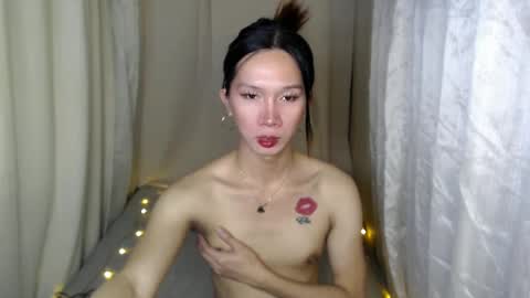 Snapshot of mikaellasander chatting on January 21, 5:27 am ELLA online show from January 21, 5:27 am