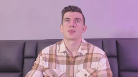 mikael online show from April 4, 3:20 pm