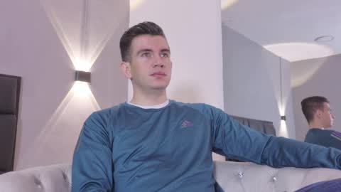 mikael online show from April 5, 4:48 pm