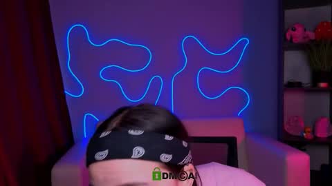 Mika online show from November 21, 11:20 am