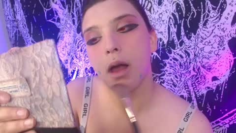 Mika online show from April 11, 5:06 pm