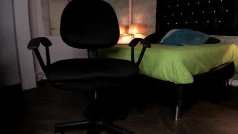 Mike2 wills online show from December 7, 3:36 am