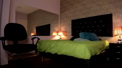 Mike2 wills online show from December 19, 7:07 am