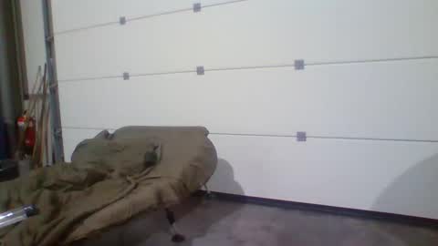 Snapshot of mike38be chatting on February 6, 6:44 pm mike38be online show from February 6, 6:44 pm