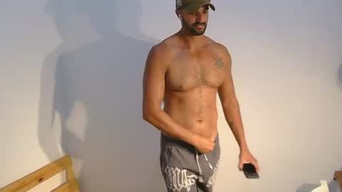 Snapshot of mike4fun99 chatting on August 9, 2:24 am mike online show from August 9, 2:24 am