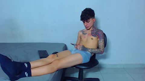 Mike IMDEPENDIENT MODEL online show from March 29, 3:39 am