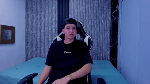 Mike 0233 online show from November 27, 4:47 am