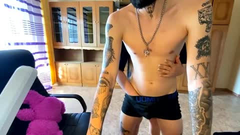 Mike and anna online show from April 1, 8:15 am