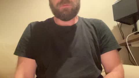 Snapshot of mike_berlin1 chatting on April 23, 9:39 pm MIke online show from April 23, 9:39 pm