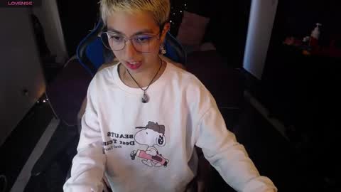 mike_bj online show from December 15, 7:07 pm