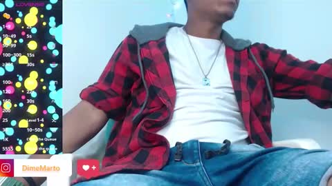 Snapshot of mike_black_22 chatting on February 15, 5:42 pm Mike online show from February 15, 5:42 pm