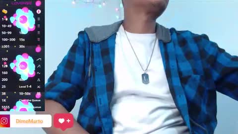 Snapshot of mike_black_22 chatting on February 25, 7:45 pm Mike online show from February 25, 7:45 pm