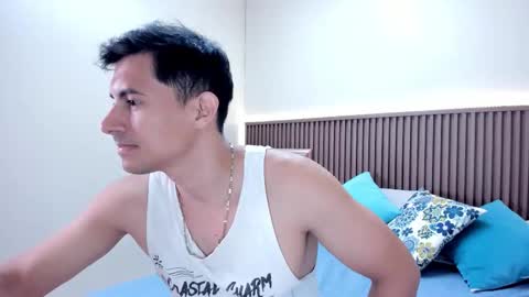 Snapshot of mike_conors chatting on February 24, 2:20 am Mike online show from February 24, 2:20 am