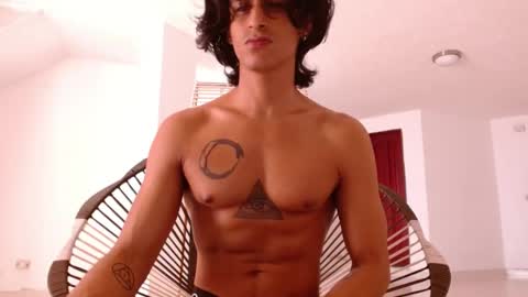 mike_d1030 online show from April 13, 5:29 pm