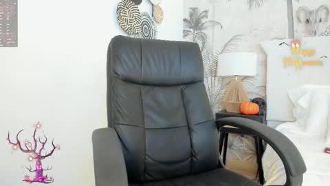 Mike Montoya online show from October 25, 5:37 am