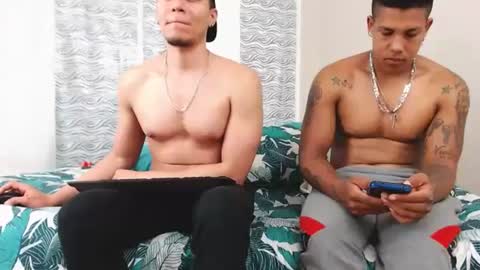 Snapshot of mike_rolly chatting on January 17, 8:13 am Enrique Rolly online show from January 17, 8:13 am