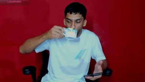 mike_shelby21 online show from April 6, 1:36 am