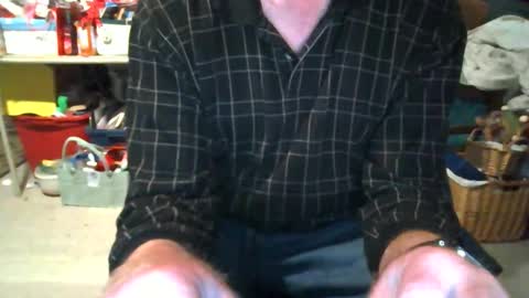 mikeb3200 online show from November 29, 4:37 am