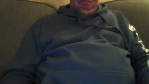 mikeb3200 online show from April 13, 2:06 am