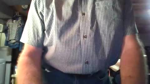 mikeb3200 online show from April 17, 12:57 am