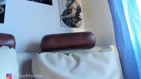 Snapshot of mikeblaree chatting on November 29, 6:55 pm mikeblaree online show from November 29, 6:55 pm