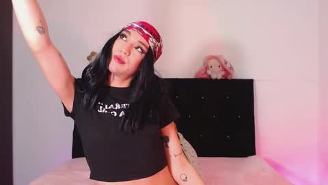 ZARA BLARE online show from October 20, 1:28 am