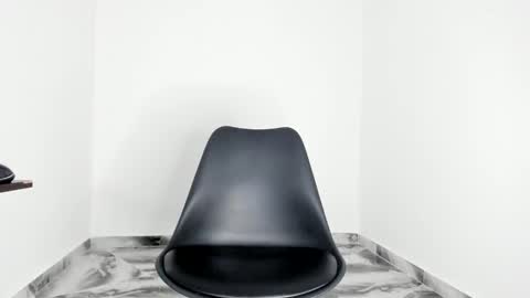 mikee_scooth online show from January 5, 6:00 pm