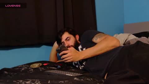 mikehawk1589 online show from December 16, 7:26 am