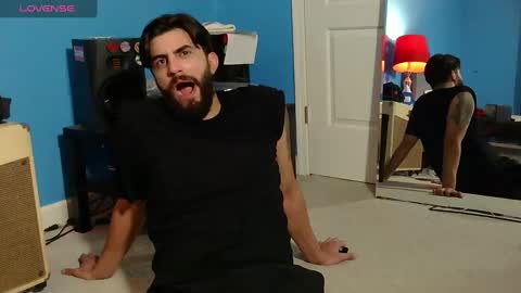 mikehawk1589 online show from February 5, 8:11 am