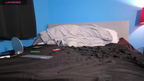 mikehawk1589 online show from October 17, 6:38 am