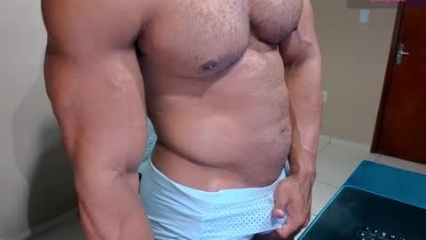 Snapshot of mikehotk chatting on February 26, 5:17 am mikehotk online show from February 26, 5:17 am