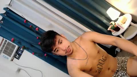 mikel_masterbater online show from March 25, 2:45 pm