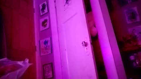 mikeoxhughes216 online show from November 29, 7:44 am